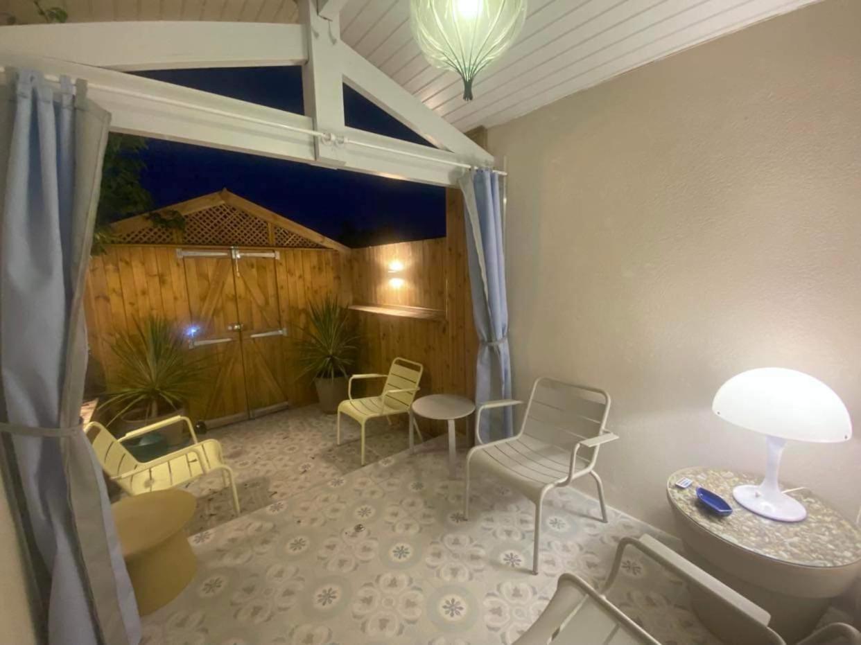 Charming House Close To The Plage Des Huttes Chaucre Exterior photo